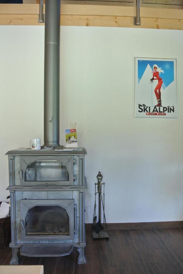 La Tzoum'Hostel La Tzoumaz Bagian luar foto