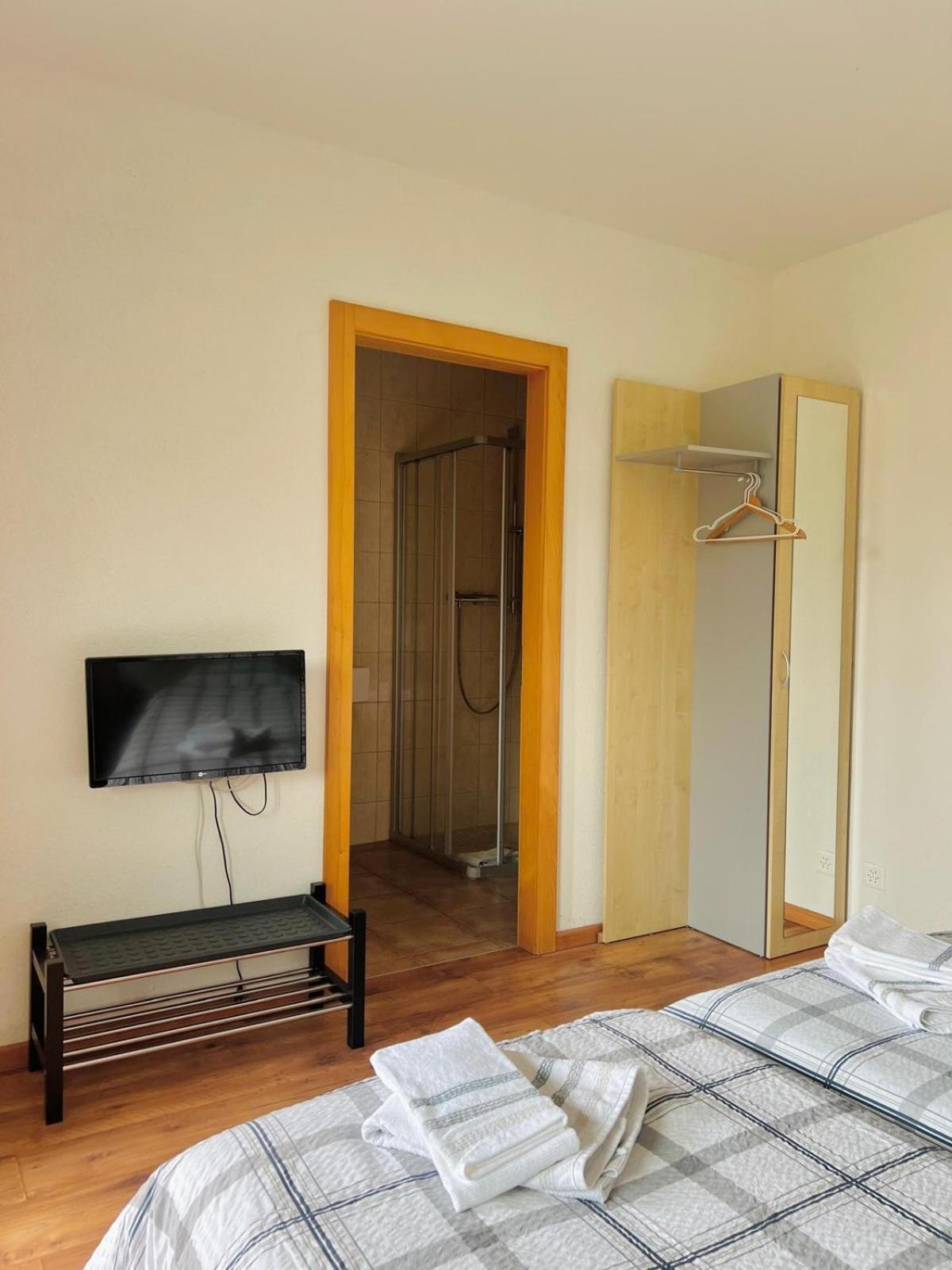 La Tzoum'Hostel La Tzoumaz Bagian luar foto