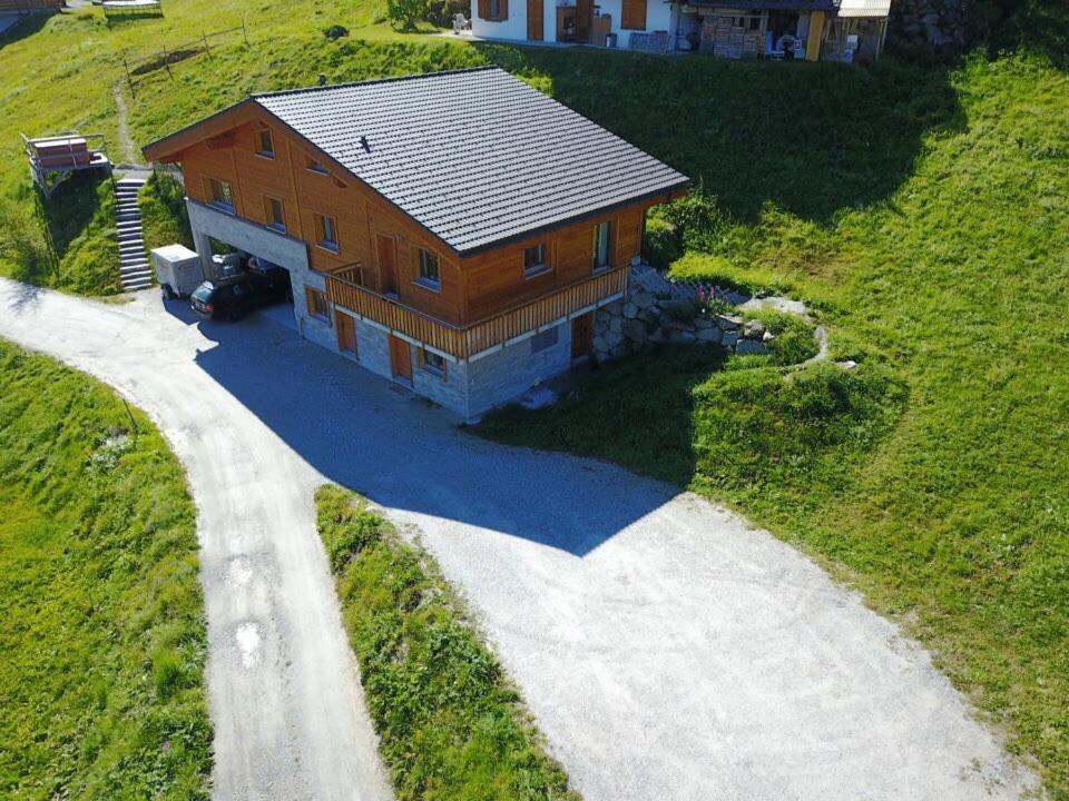 La Tzoum'Hostel La Tzoumaz Bagian luar foto