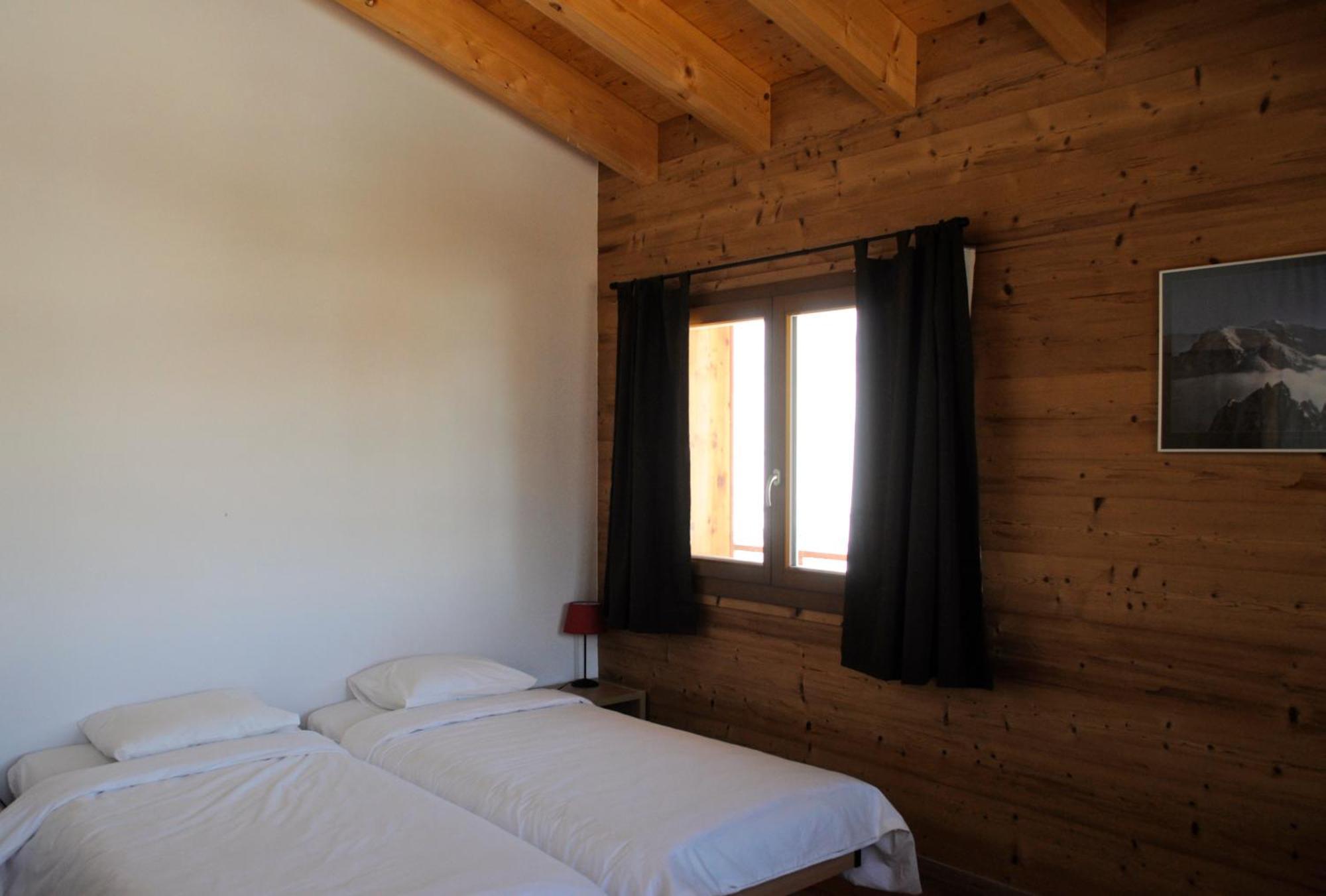 La Tzoum'Hostel La Tzoumaz Bagian luar foto