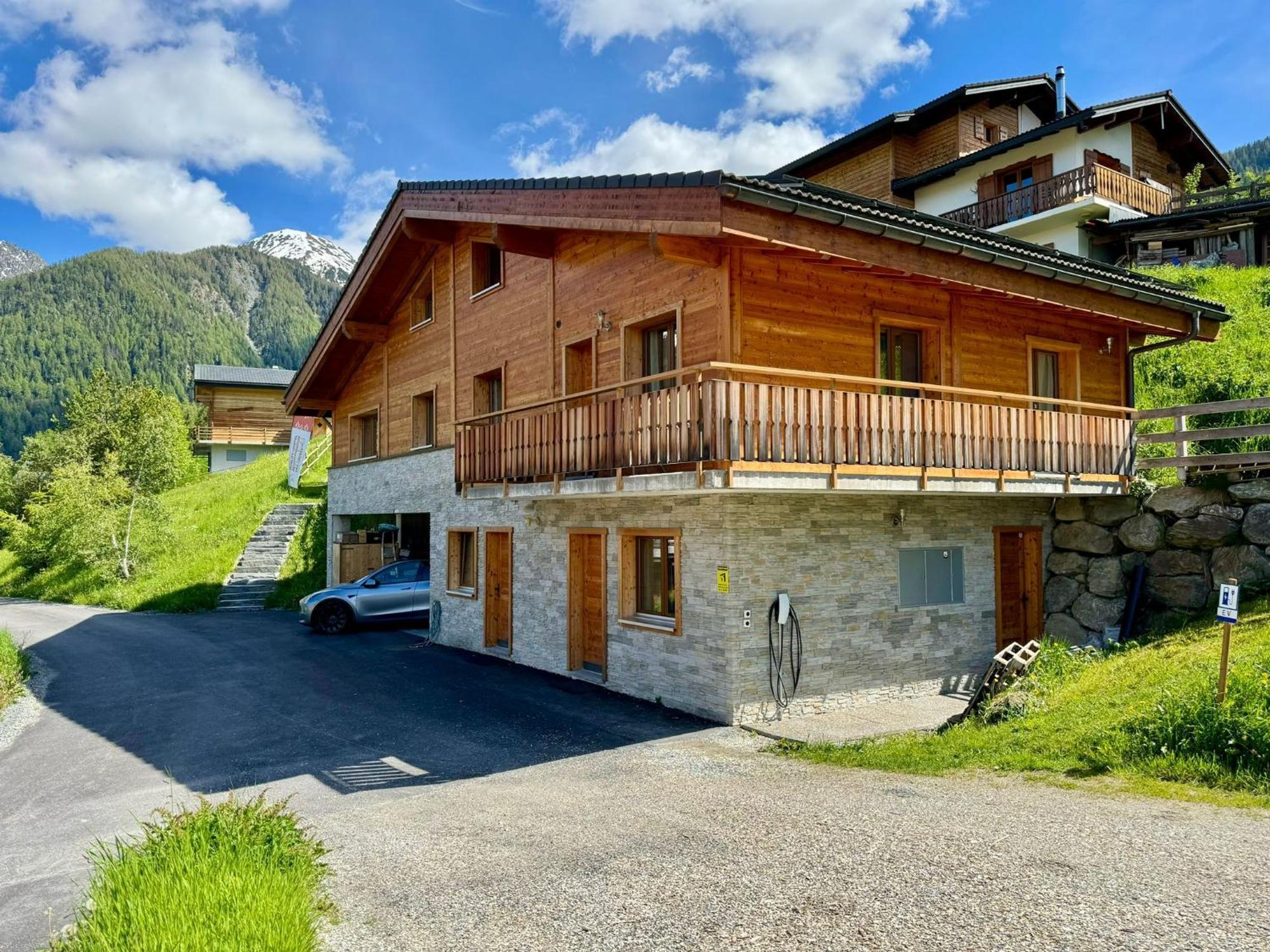 La Tzoum'Hostel La Tzoumaz Bagian luar foto